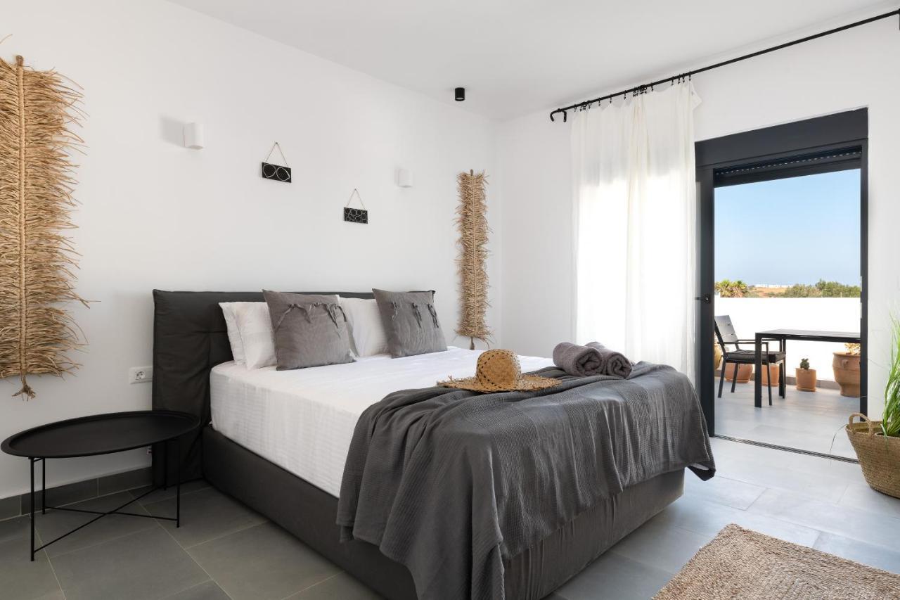 Seasand Villa Lakhania Bagian luar foto