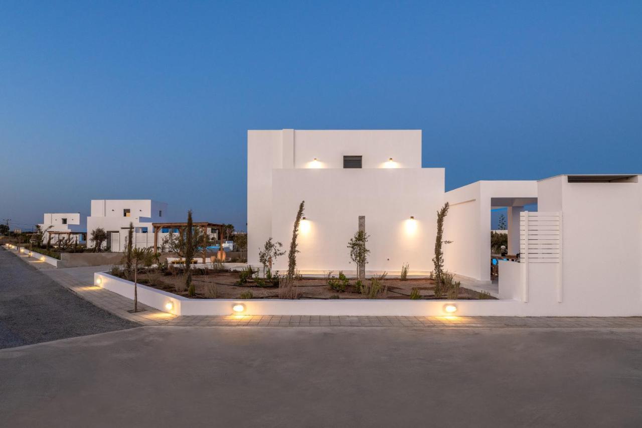 Seasand Villa Lakhania Bagian luar foto